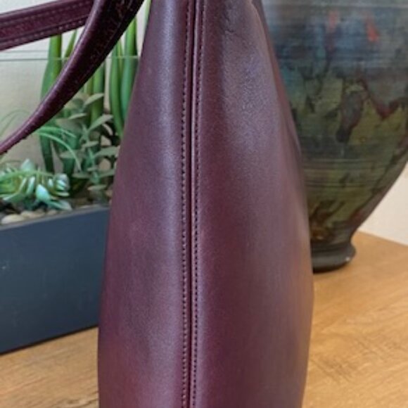 Vintage Coach Classic Shoulder Sac #9730 Burgundy - Picture 3 of 10